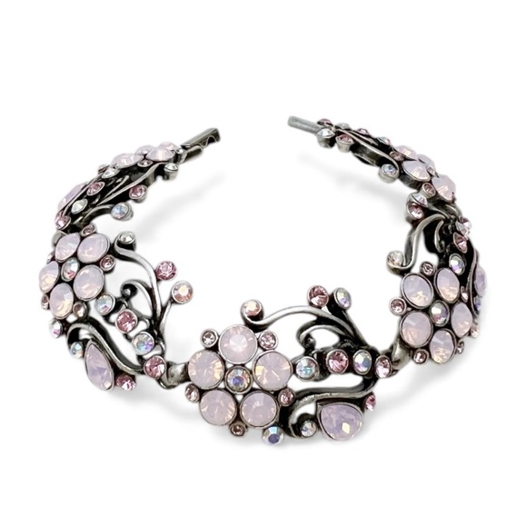 V&A Victoria & Albert Museum Signed Pink AB Crystal Floral Scroll Link Bracelet - Picture 1 of 8